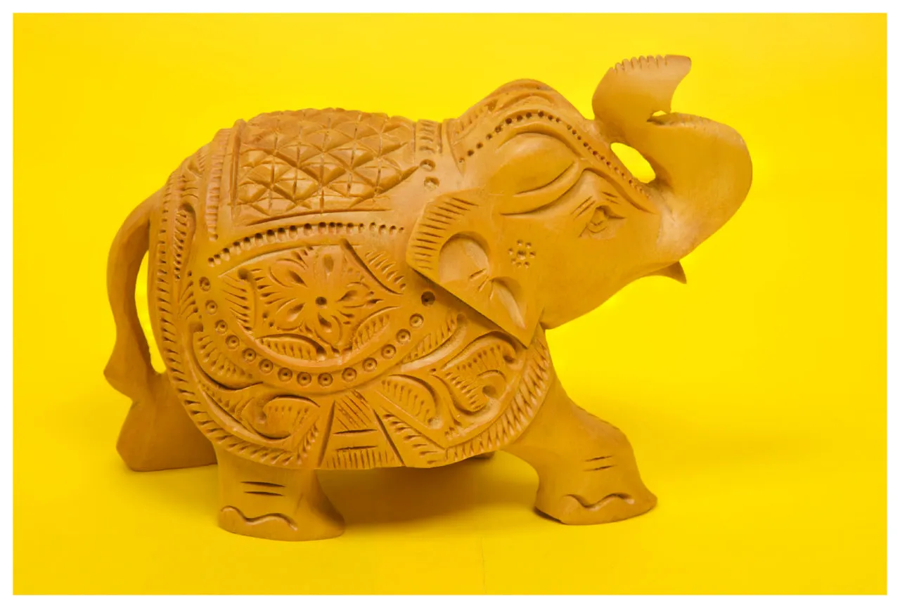 Handcrafted wooden elephant showpiece 