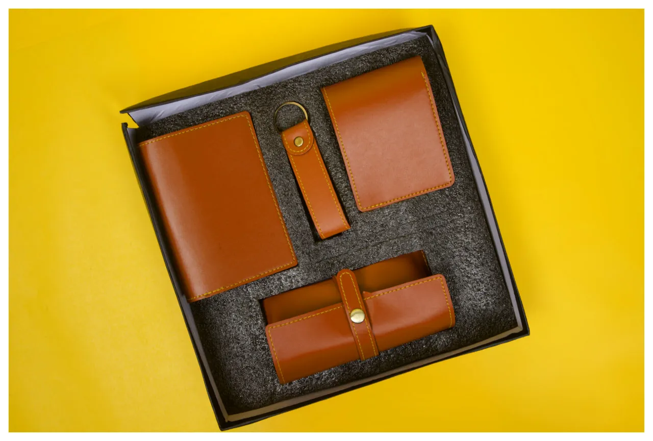 4-piece personalised gift set 