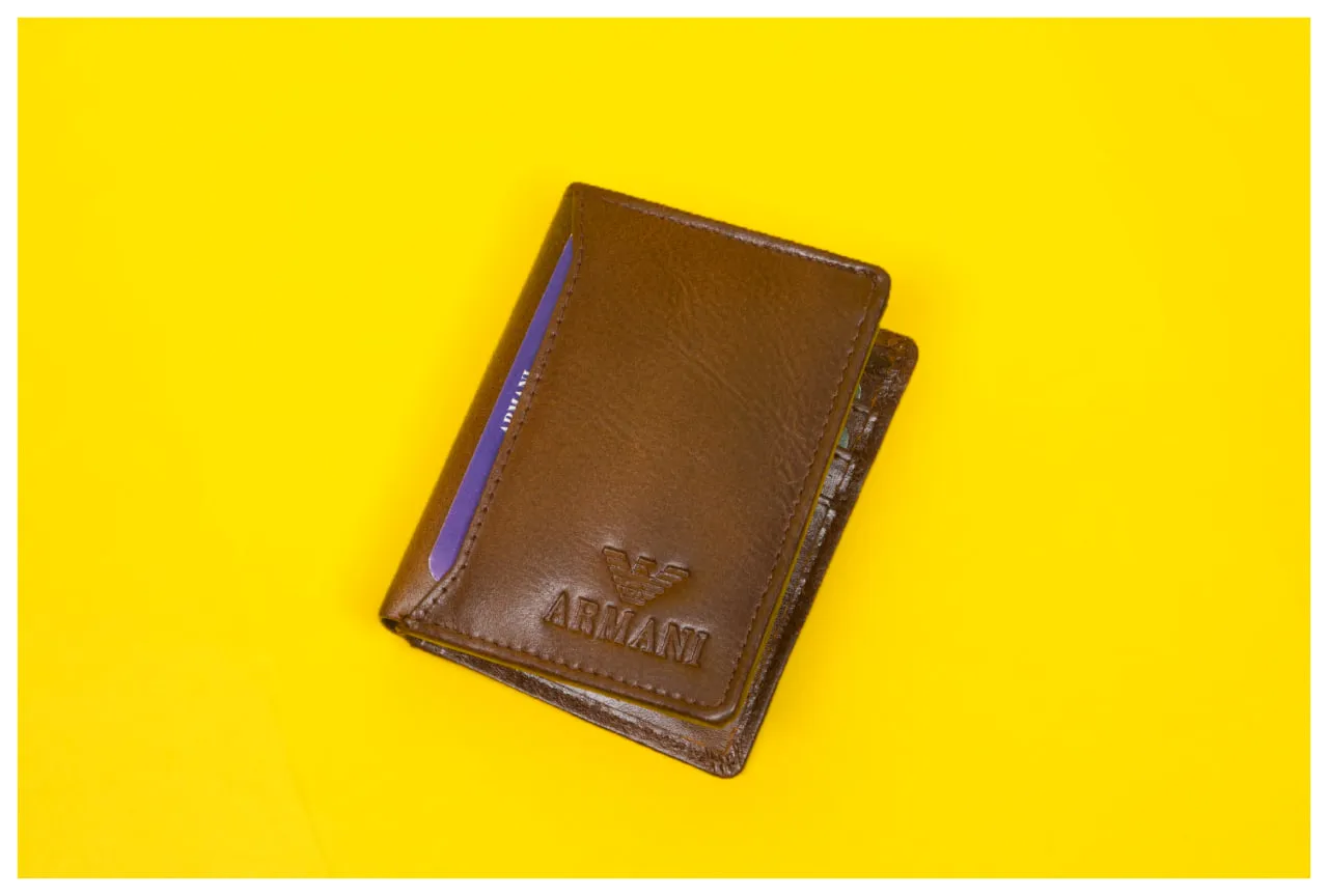 bi-fold men's wallet 