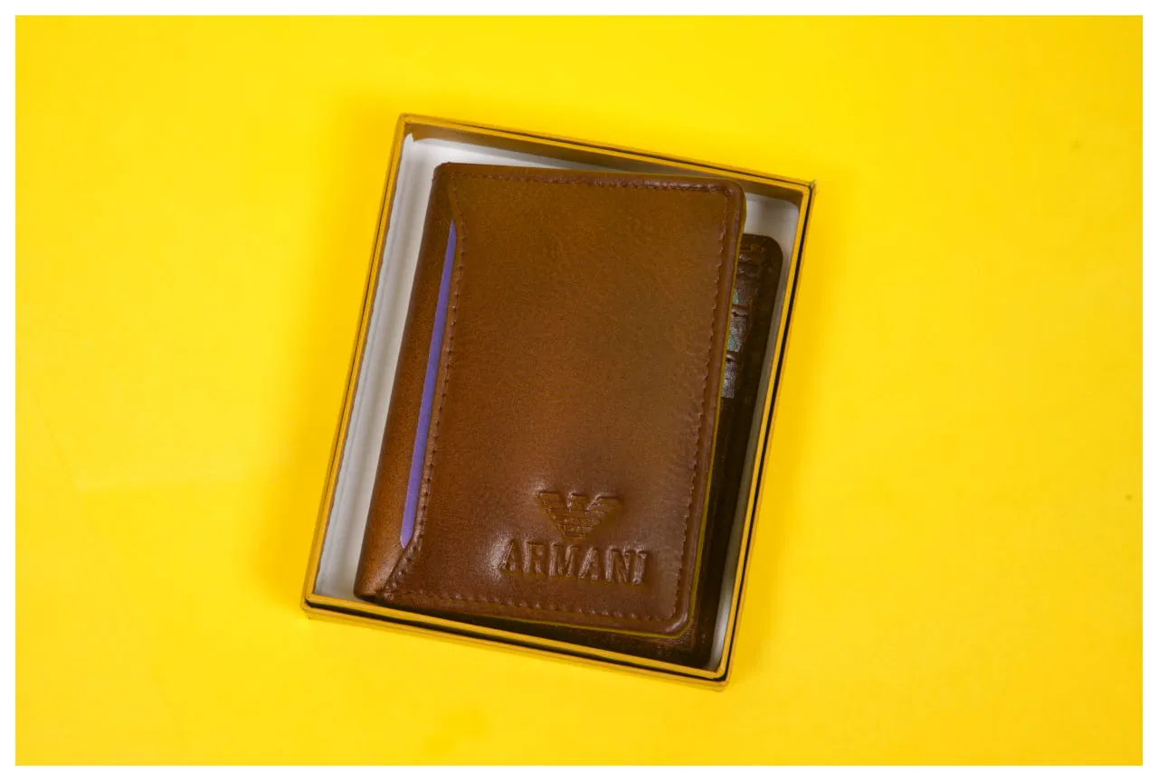 bi-fold men's wallet 